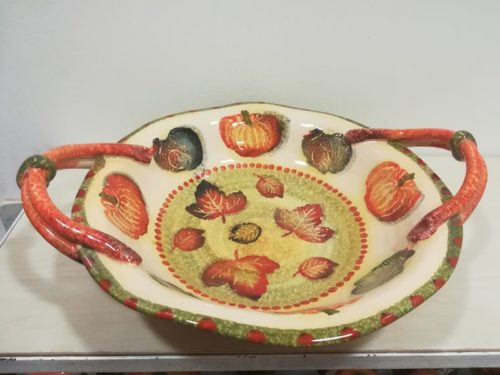Centrotavola basso con manici cm 44x36  decoro "Zucca e foglie" Centerpiece with handles decoration "Pumpkin and leaves"